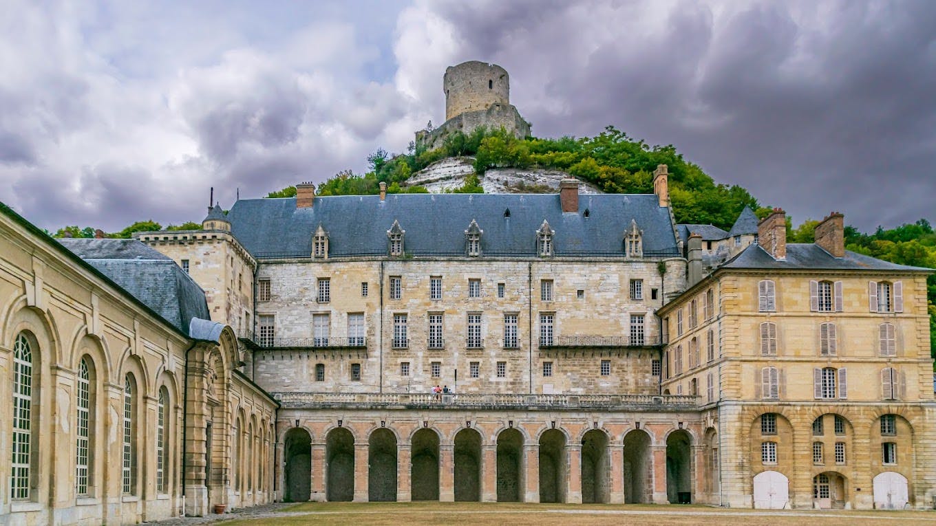 Jour 2 : De Conflans-Sainte-Honorine à La Roche-Guyon, (73km)