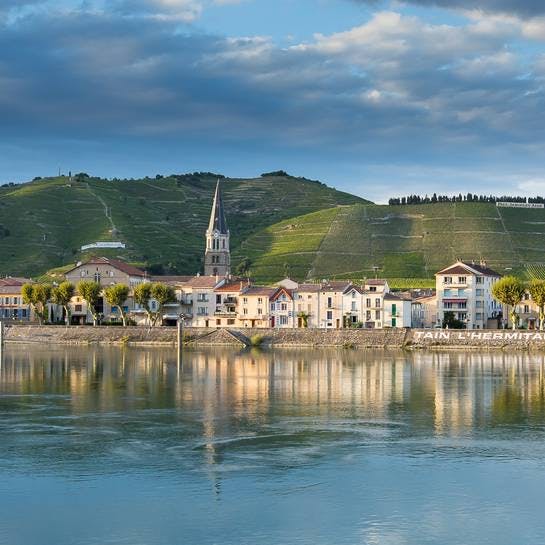 Jour 12 : De Vienne à Valence, une épopée cycliste le long du Rhône (93km)